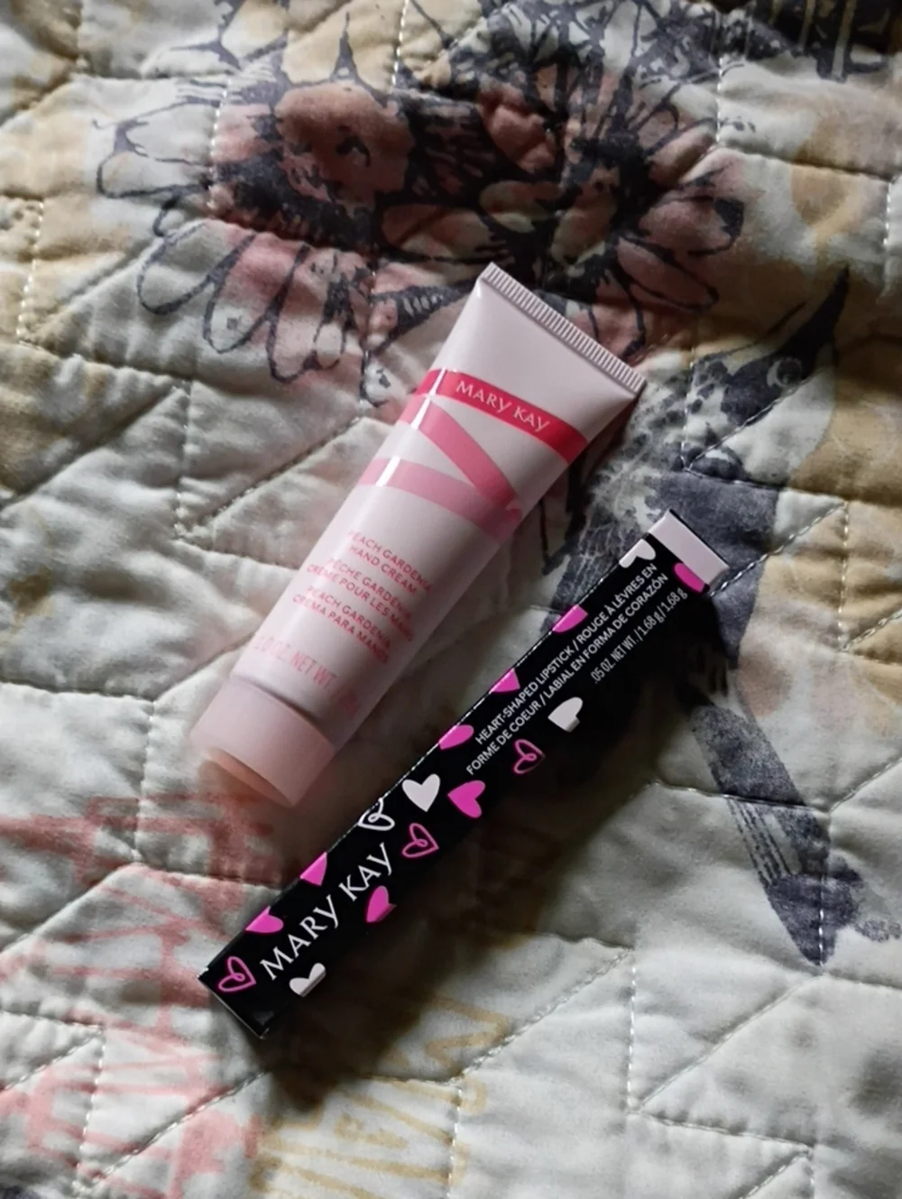 Mary Kay Peach Garden Hand Cream & Lipstick Set – Pink and Black